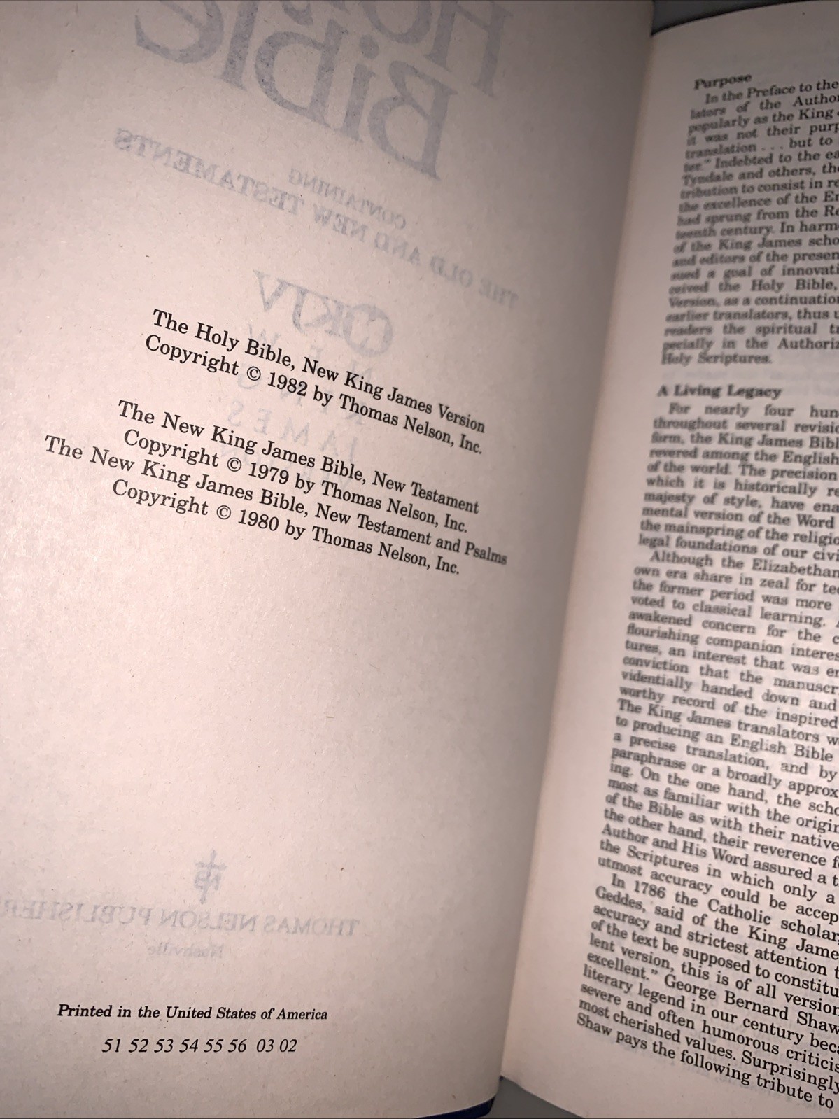 BIBLE HOLY BIBLE THOMAS NELSON 412B CHRIST RED LETTER 654 PAGES NKJV