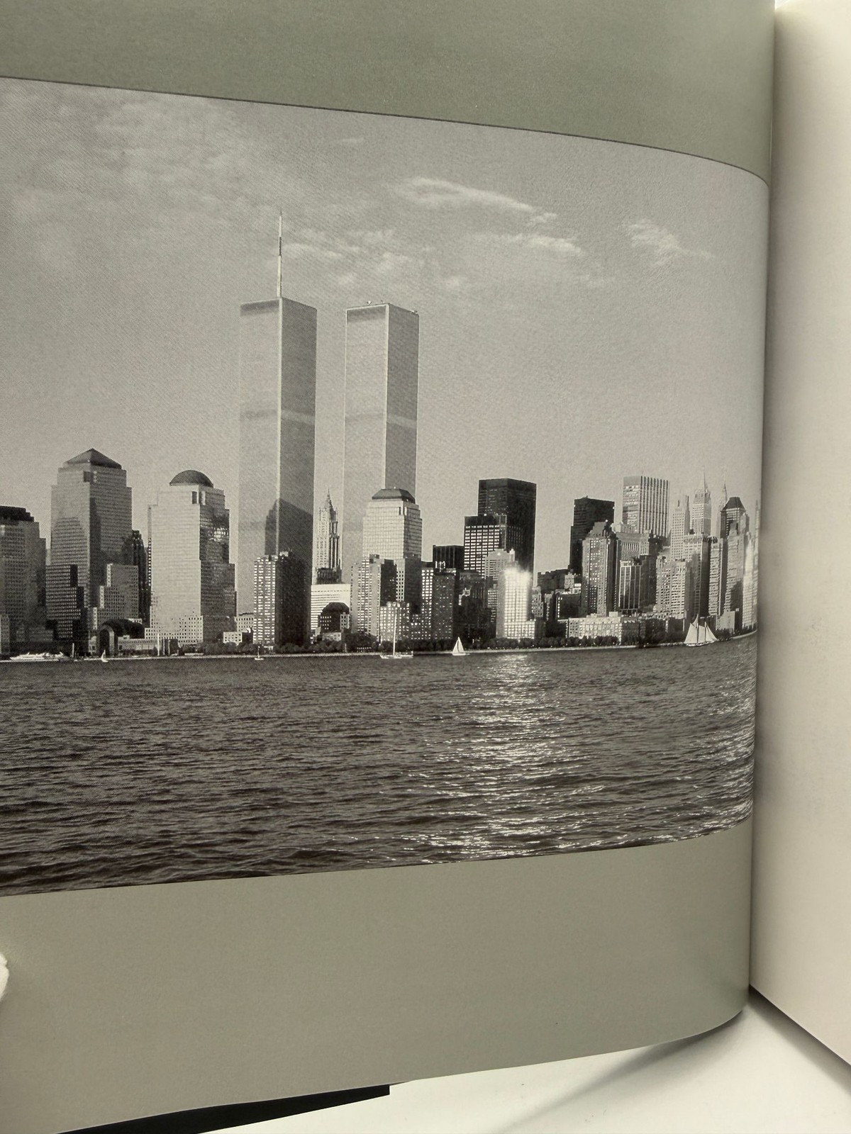 What We Saw CBS News Hardcover Book with DVD 2001 America Responds Stamp Sheet