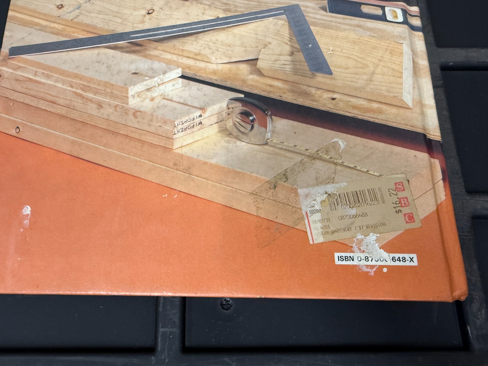 Modern Carpentry Willis H. Wagner 1983 Goodheart-Willcox Company, Inc. 592 pages