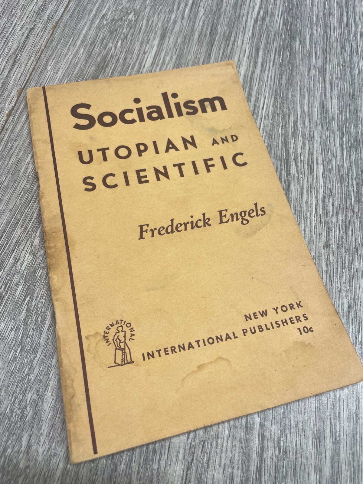 Socialism Utopian and Scientific Frederick Engels 47 pages 1945 print