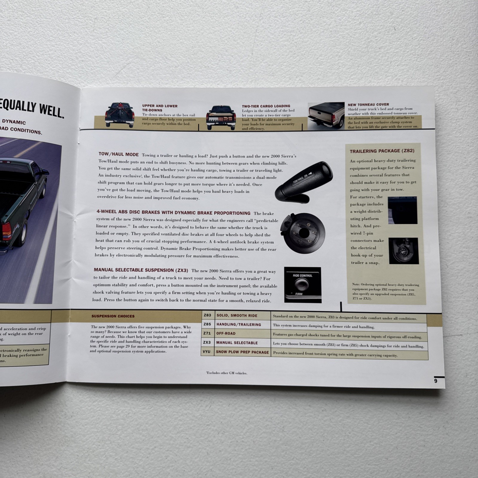Vintage 2000 GMC Sierra Sales Dealer Brochure Catalog