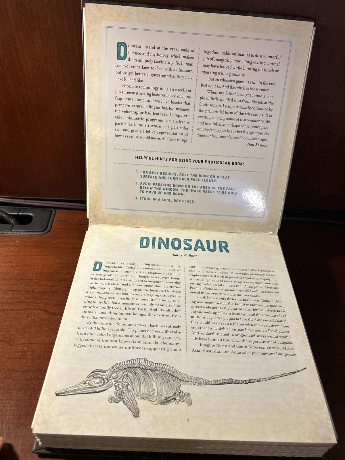 Photicular Ser.: Dinosaur : A Photicular Book by Kathy Wollard and Dan Kainen…