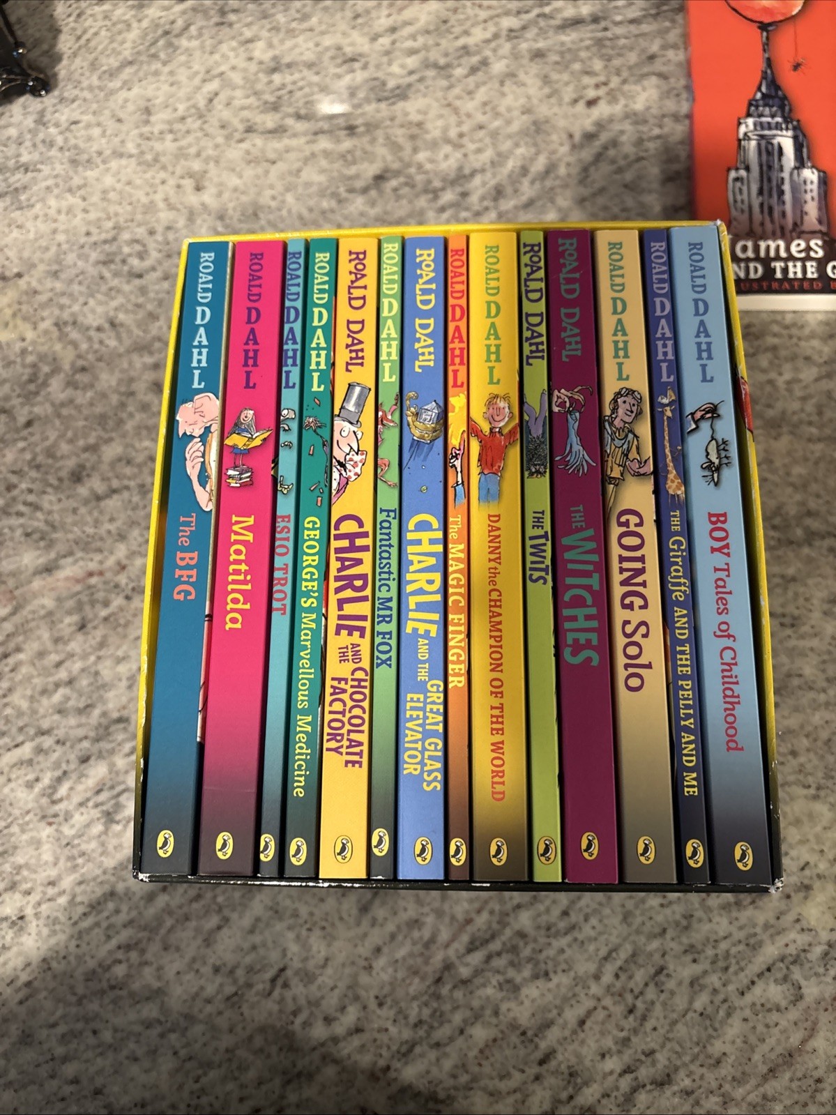 Roald Dahl Collection by Roald Dahl (Trade Paperback / Trade Paperback)