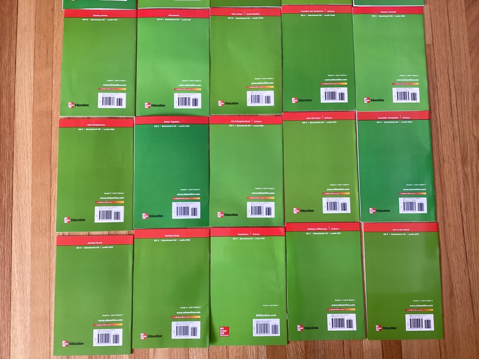 MCGRAW HILL WONDERS LEVELED READERS / GRADE 5 / BEYOND GRADE LEVEL/ 30 BOOKS