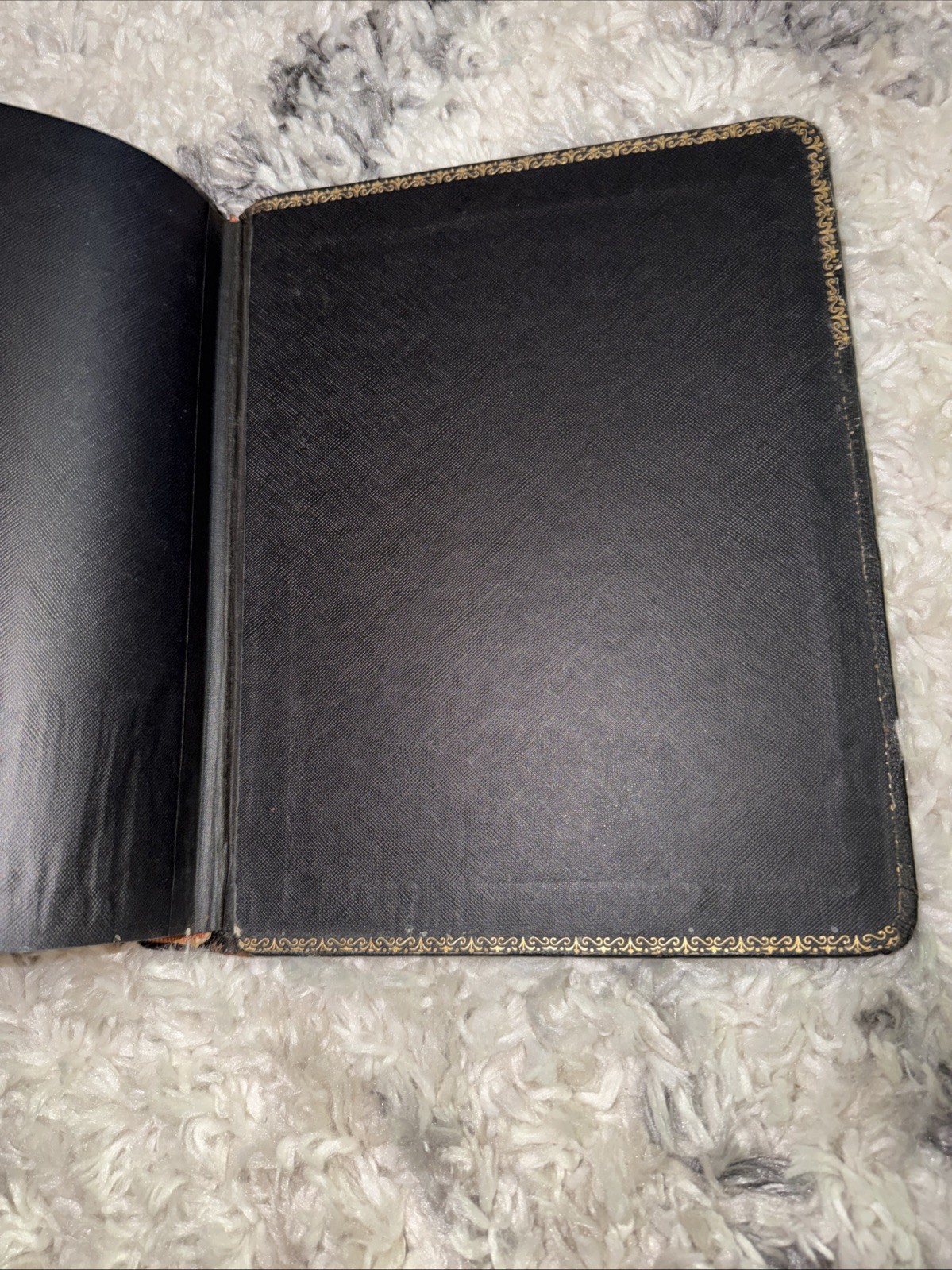 THE HOLY BIBLE, CONTAINING THE OLD AND NEW TESTAMENTS LEATHER BOUND INDEXED RARE