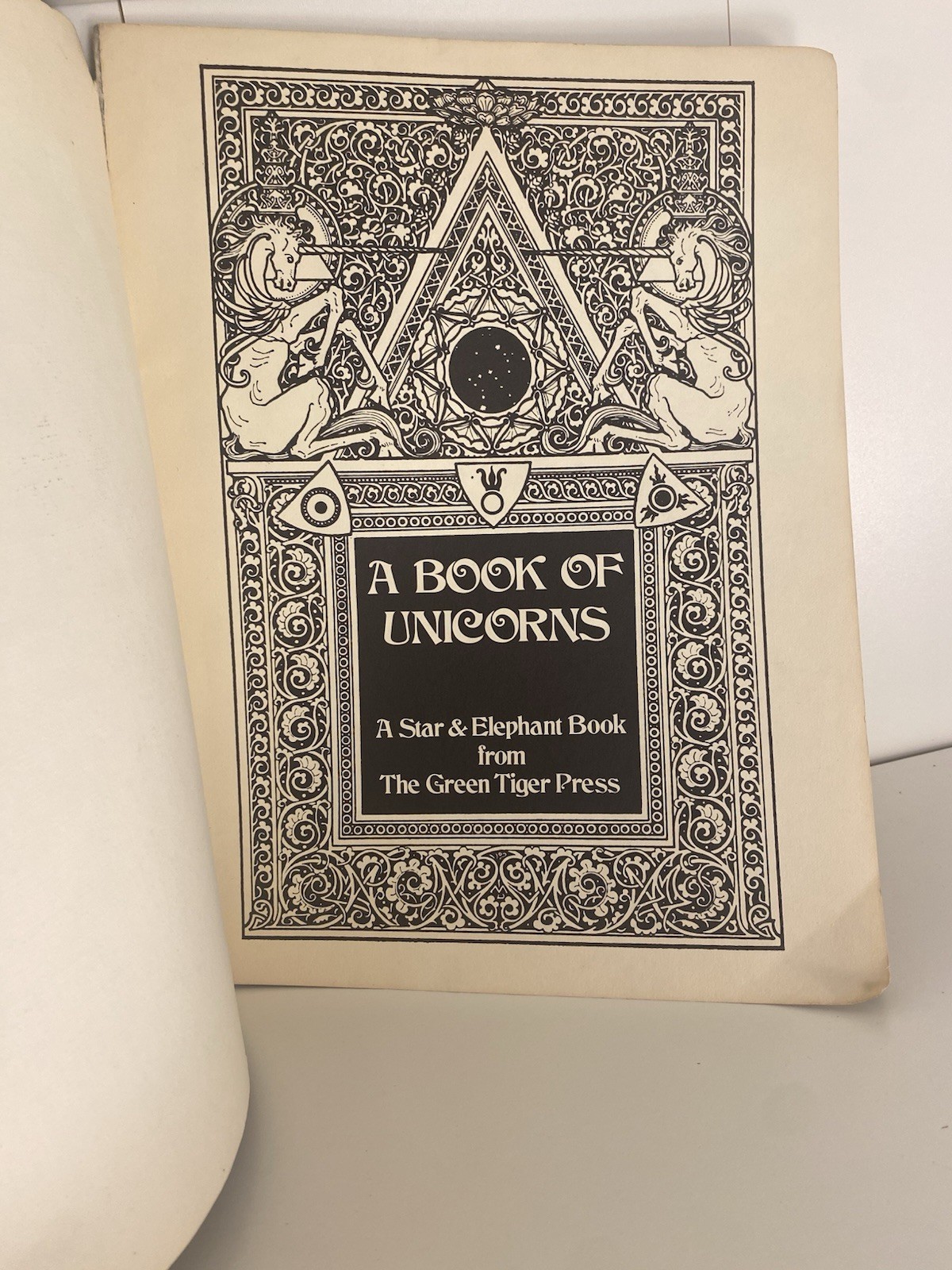 A Book Of Unicorns Paperback Green Tiger Press W/ 12 Removable Art Prints 1978