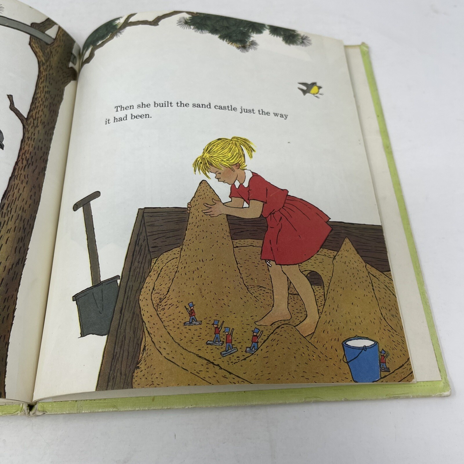 Matthew Blows Bubble Ann Mari Falk 1964 HC Illustrated Ex-Library