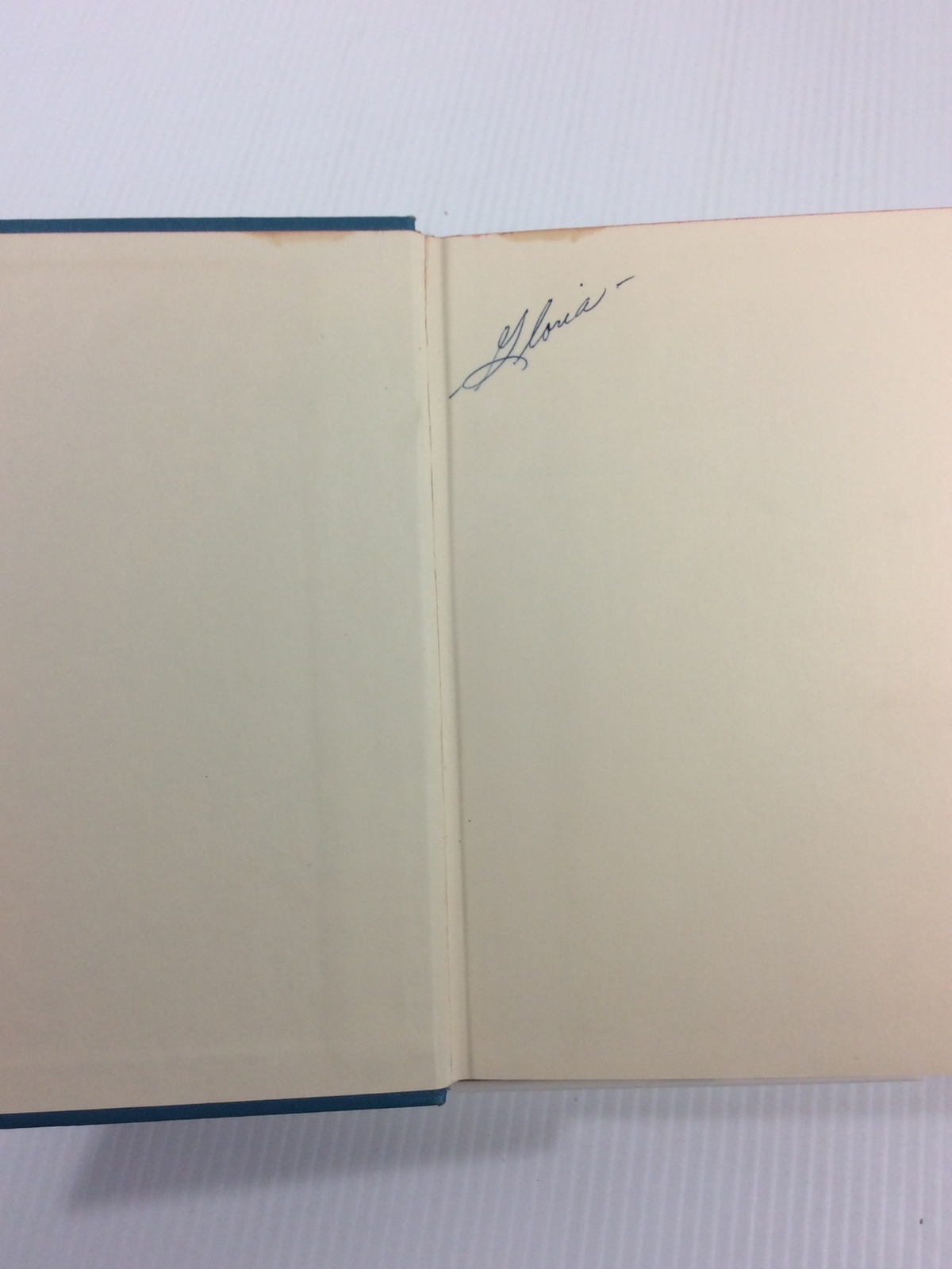Bride of Pendorric Novel Victoria Holt Vintage Book 1963 Blue Hardcover