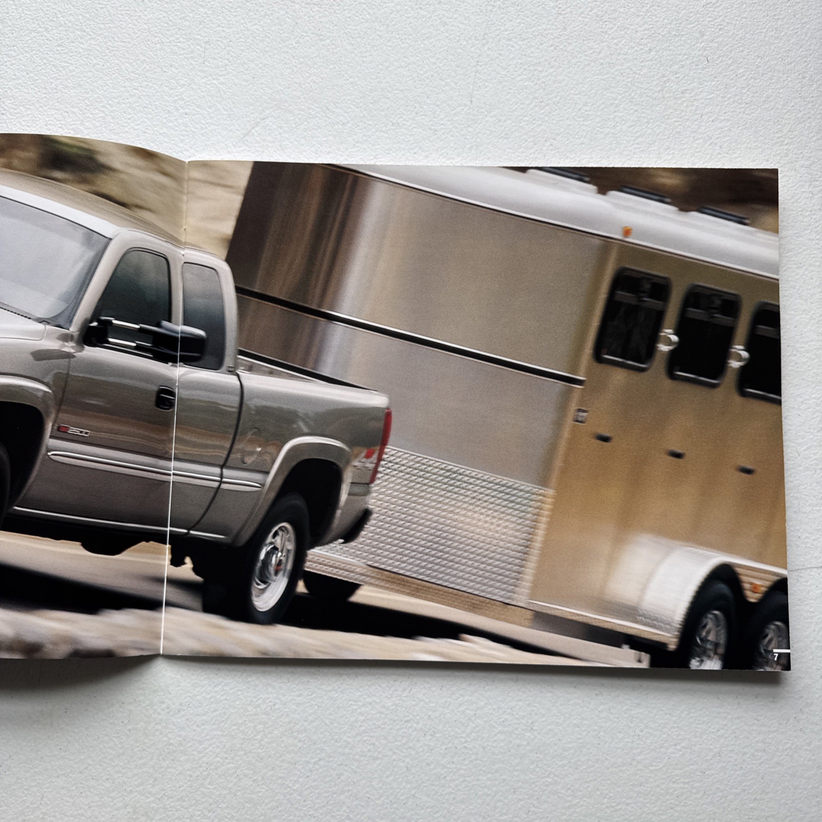 Vintage 2000 GMC Sierra Sales Dealer Brochure Catalog