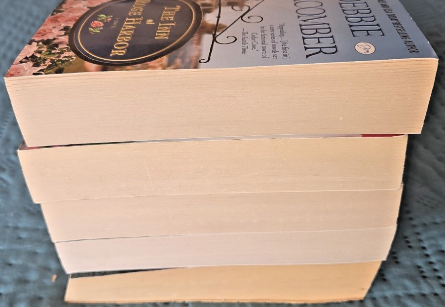 Debbie Macomber ROSE HARBOR Series Lot of 5 MM Paperback Books Complete