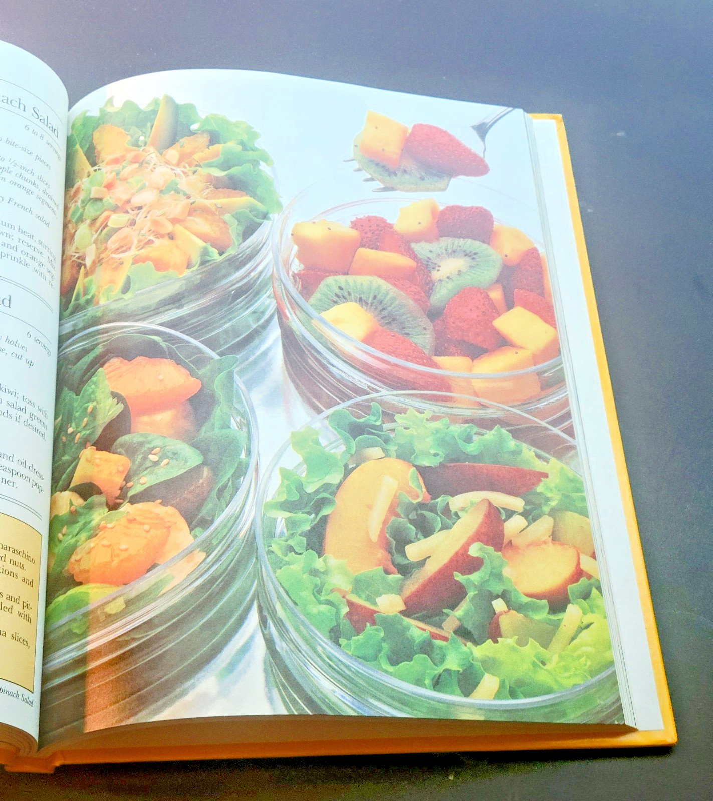 Vintage 1982 Betty Crocker Timesaving Cookbook Hardcover Clean VG