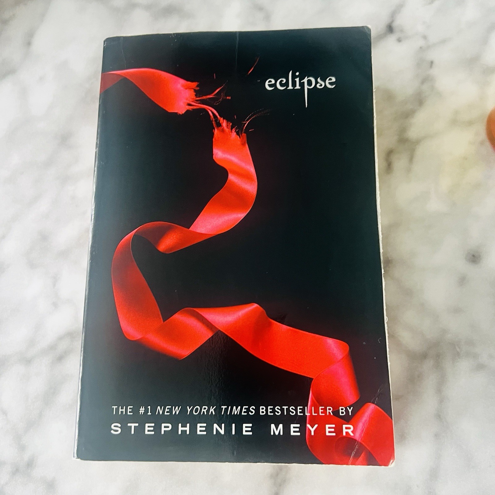 Stephenie Meyer Twilight Saga Special Edition Hardcover: Twilight, New Moon, Ec…