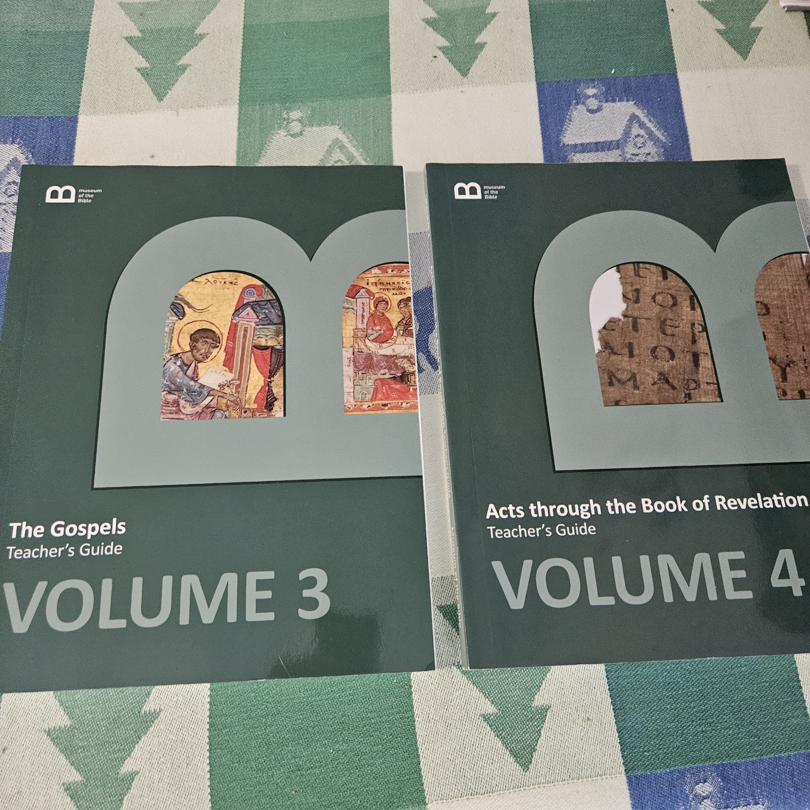 Museum Of The Bible Teacher’s Guide Vol. 3 & 4 The Gospels & Acts – Revelation