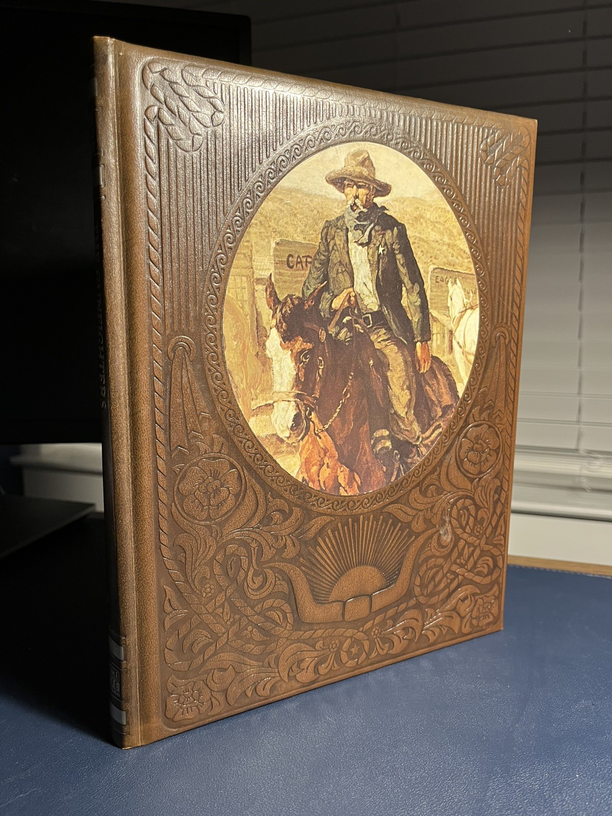 The Old West: The Gunfighters by Time Life Books – Vintage Leather Look Western