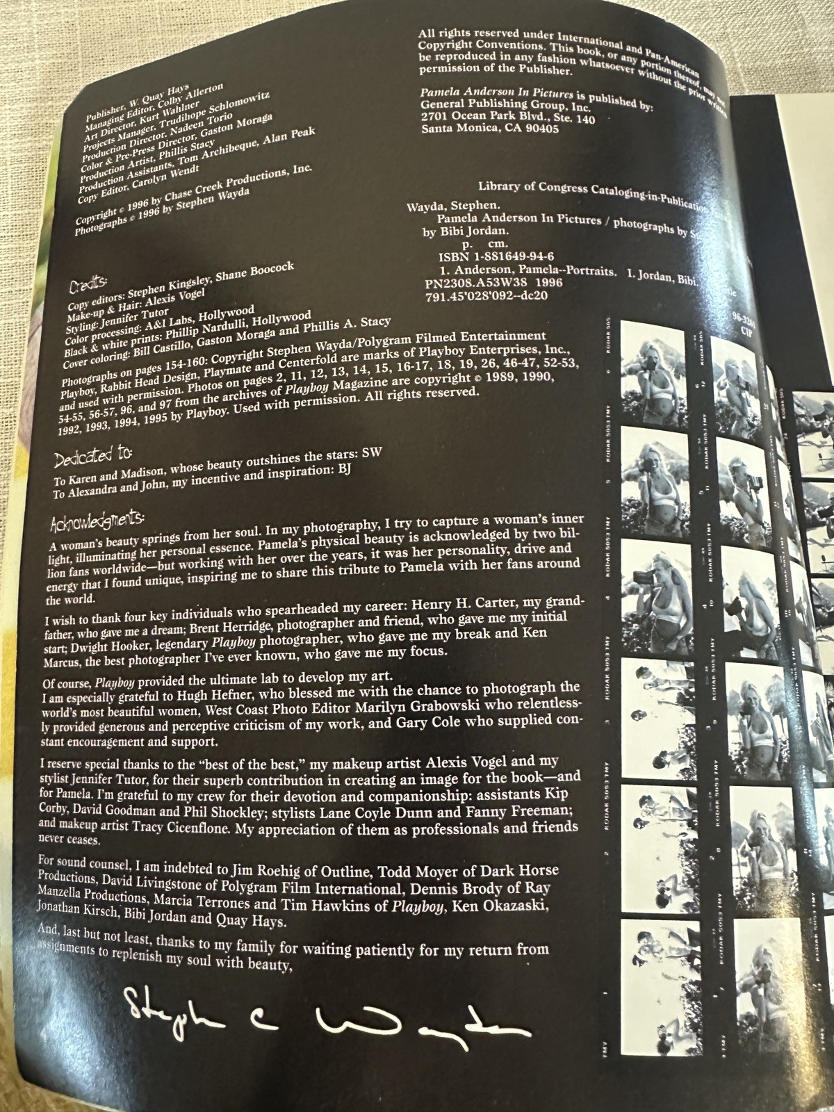 Pamela Anderson in Pictures -Paperback 1996 Photographs Stephen Wayda 159 pages