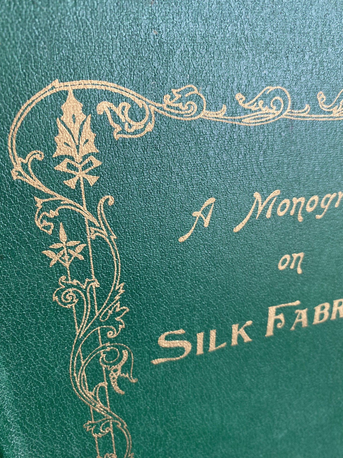 Calico Museum Textile Monograph Silk Fabrics 1974 Reprint India Ahmedabad