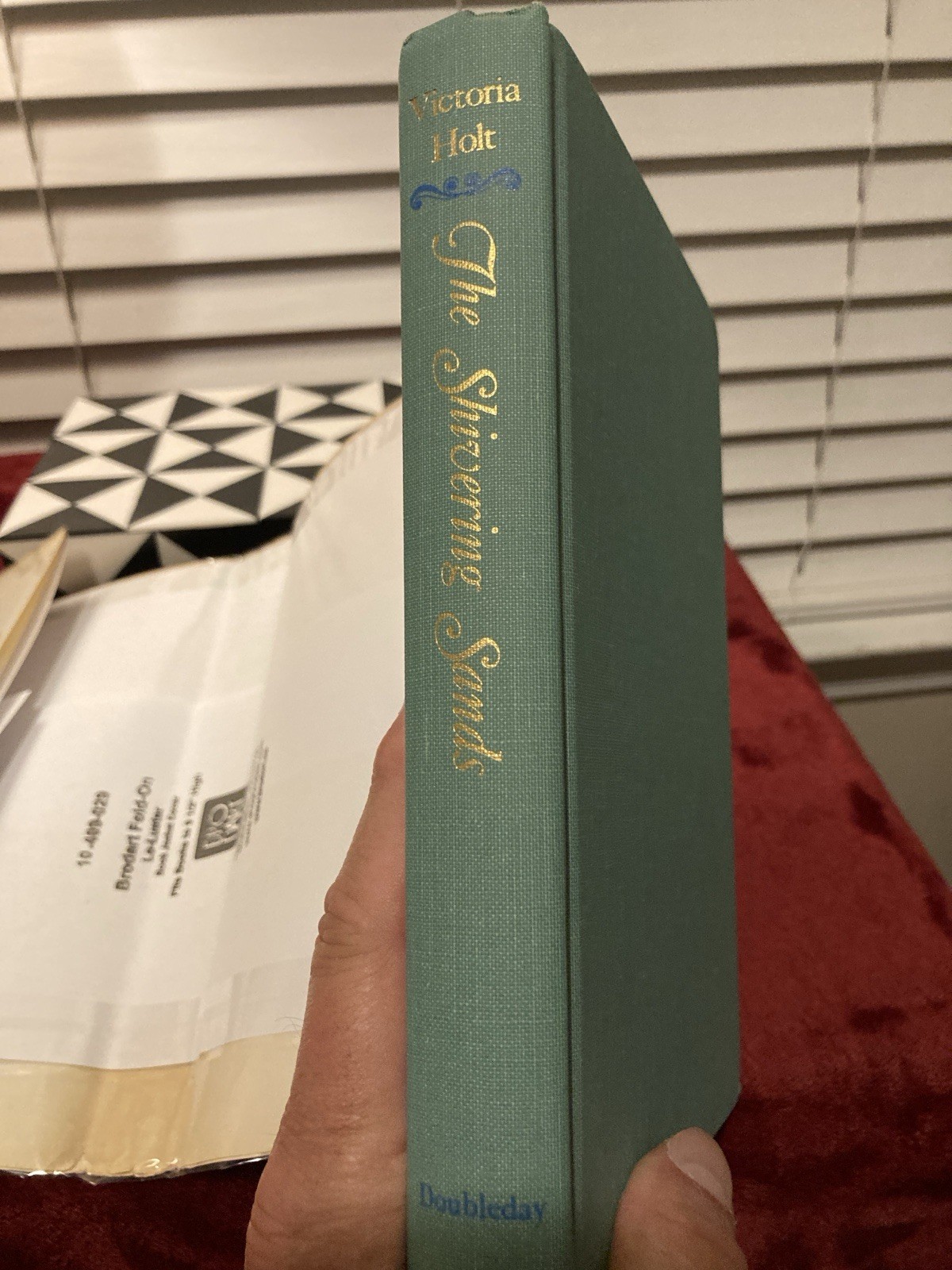 Victoria Holt The Shivering Sands (not BCE) First Edition Hardcover 1969 Fiction