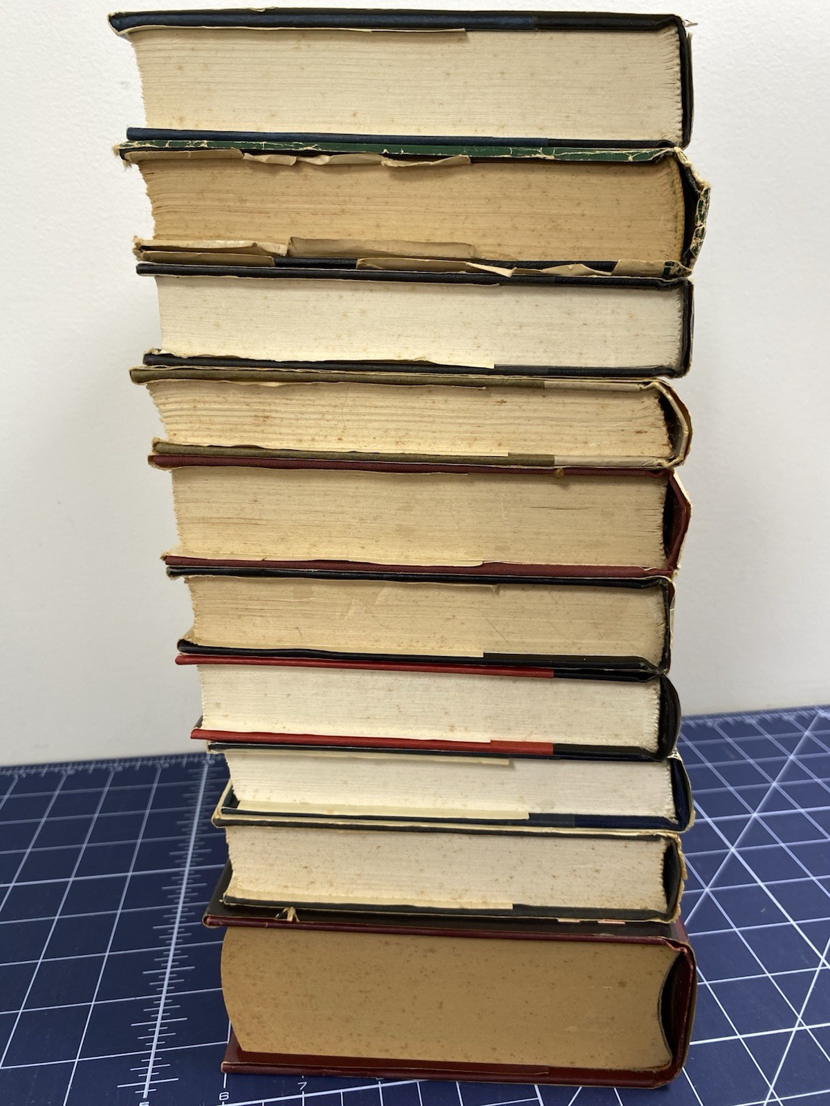 Victoria Holt Hardback Books – Lot of 10 Secret Woman Demon Lover Etc