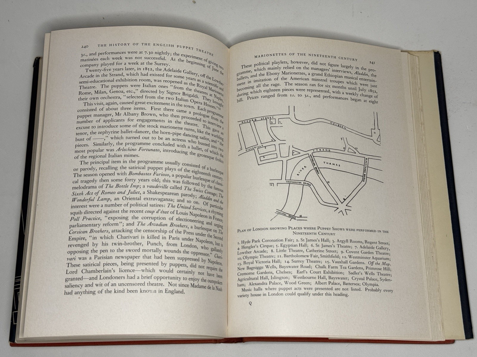 History of the English Puppet Theatre w/ Dust Jacket – George Speaight