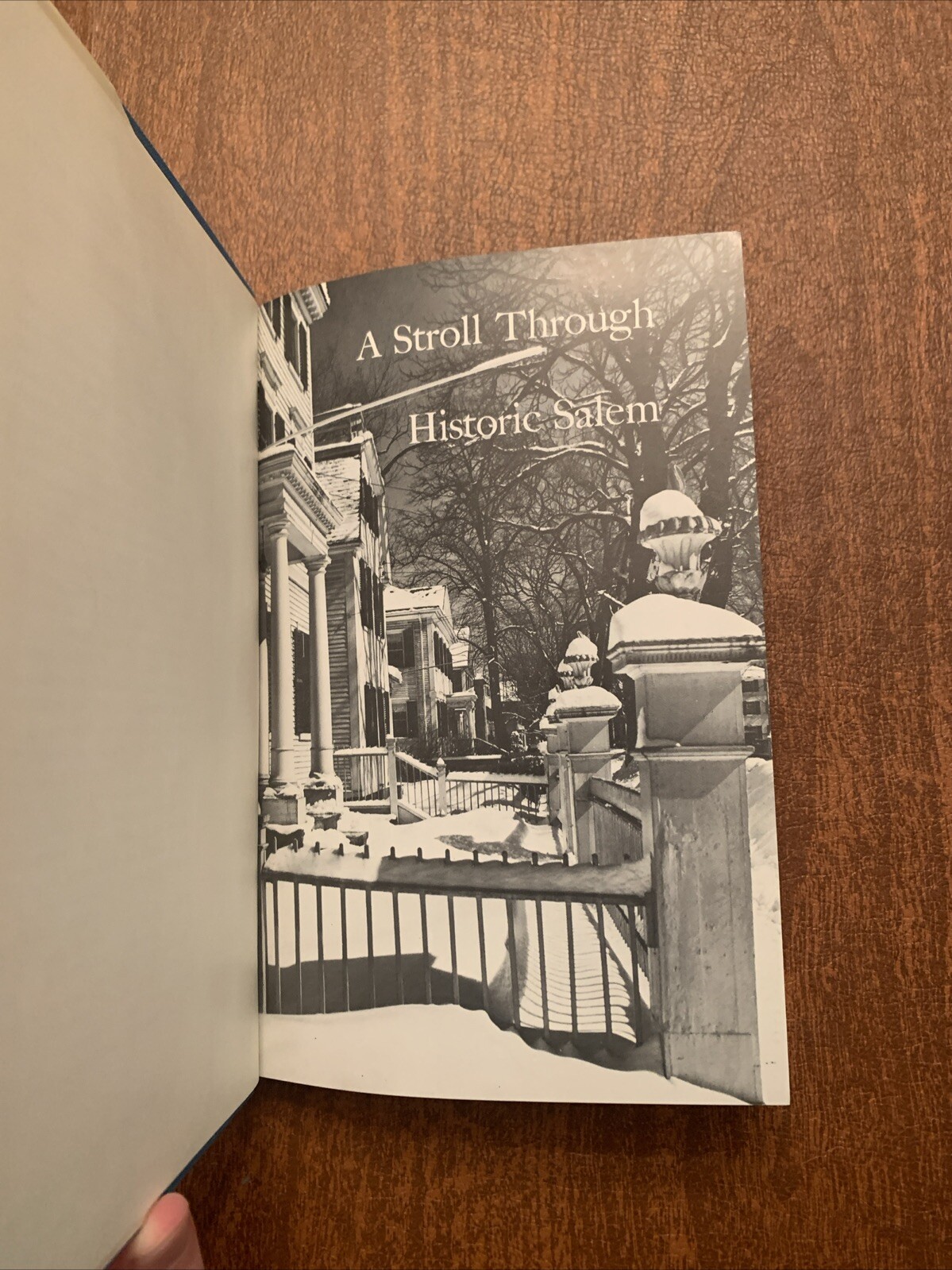 Stroll Through Historic Salem by Samuel Chamberlain (1969, Hardcover)