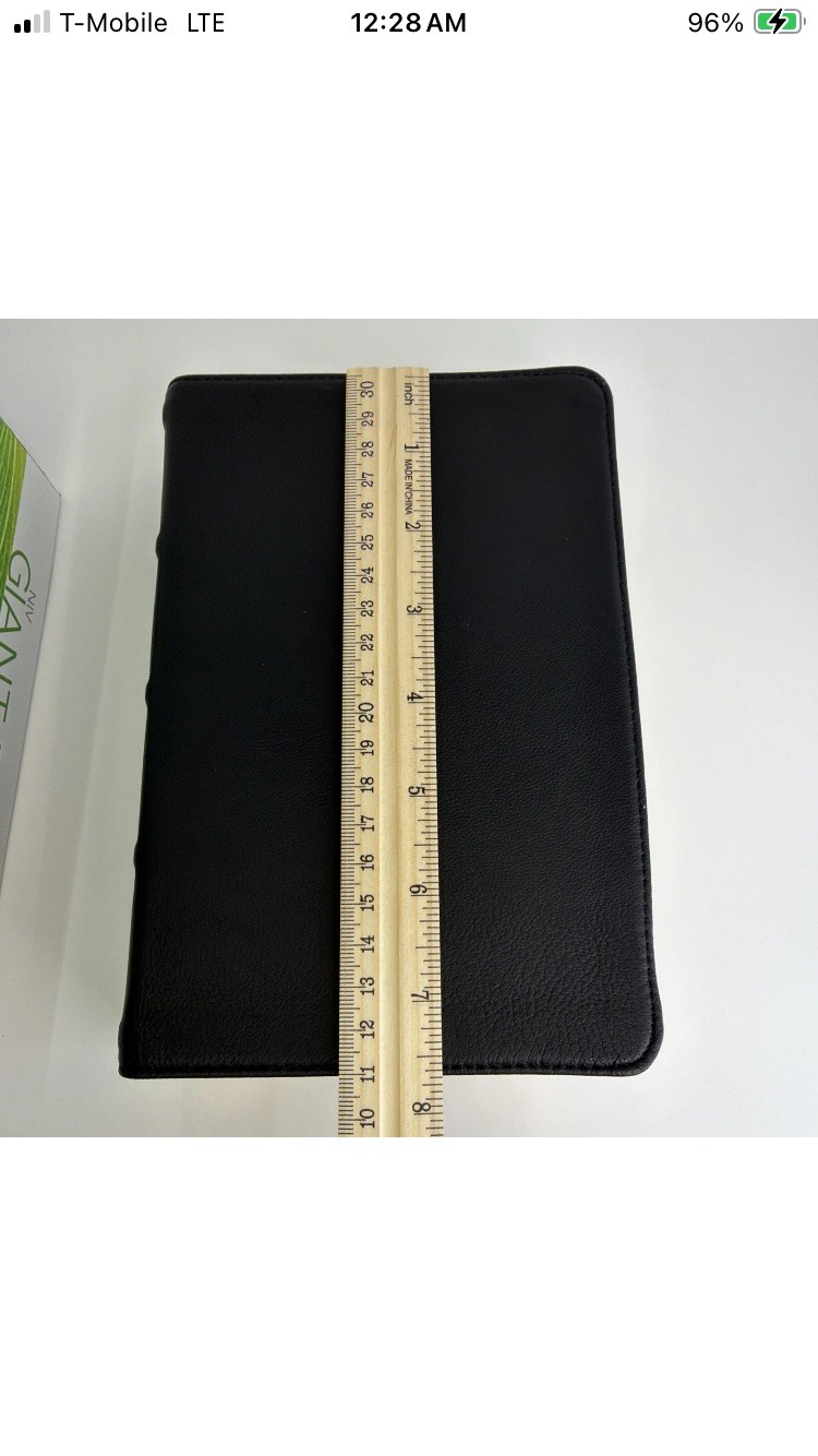 NIV, Giant Print Compact Bible, Giant Print, Premium Leather, Black – Excellent