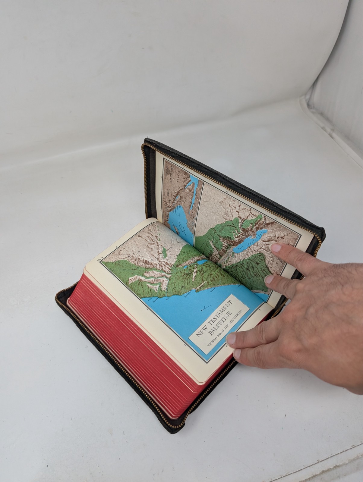 Vintage American Bible Society Holy Bible Leather Zip Zipper Maps 1961 50s 60s