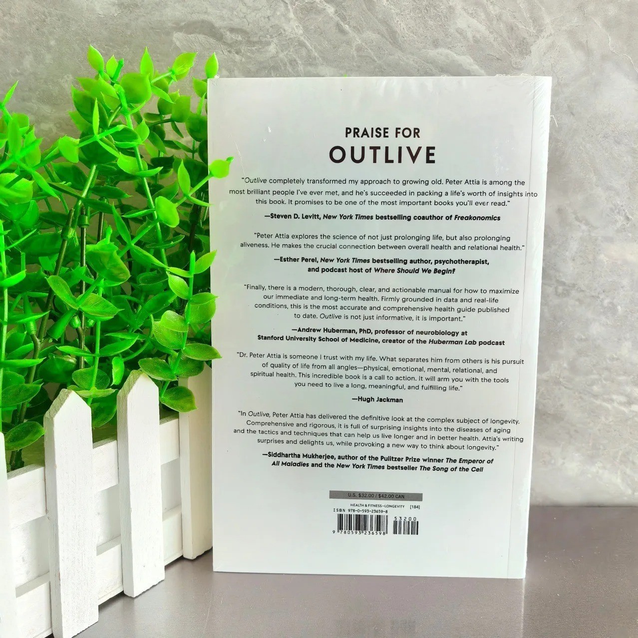 Outlive : The Science and Art of Longevity by Peter Attia (2023, Hardcover)