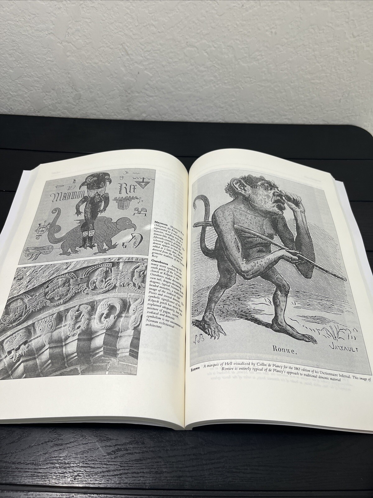 Dictionary of Demons: A Guide in Occult Lore,Fred Gettings,large Print 8.5*11.5”