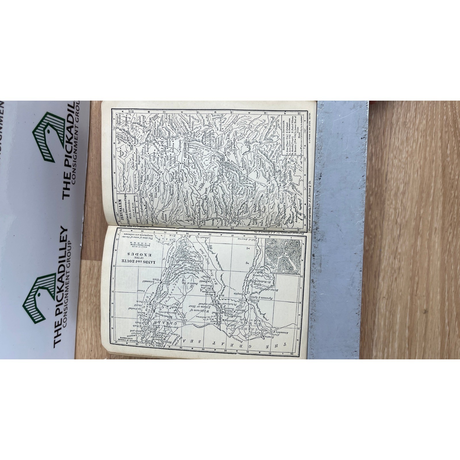 Vintage Holman Edition Holy Bible KJV Gold Cover Pearl Text Personalized Maps