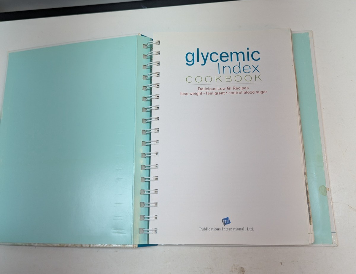 Glycemic Index by Publications International Ltd. Staff 2010 Spiral HC