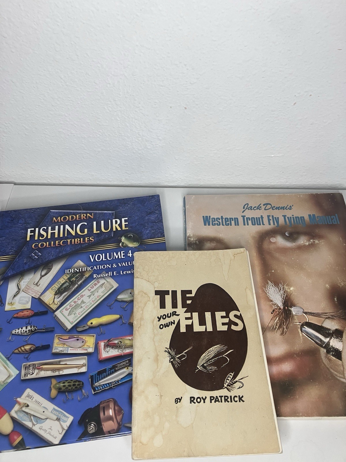 Lot of 3 Fly Tying and Fly Fishing Skills Books Trout Bass Paraloop Lures Flies
