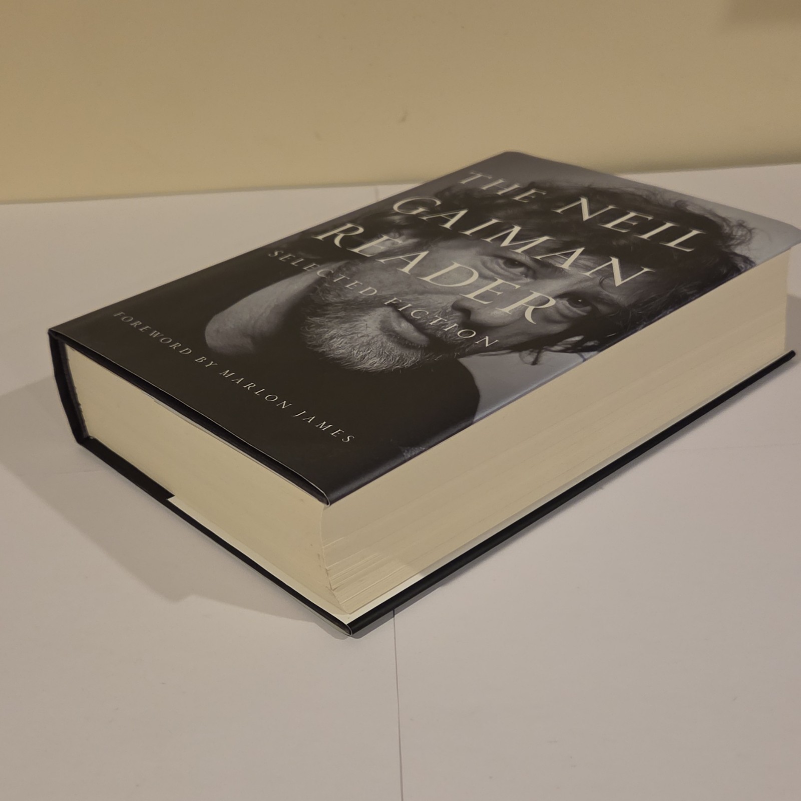 The Neil Gaiman Reader by Neil Gaiman (Hardcover) Selected Fiction Dust Jacket
