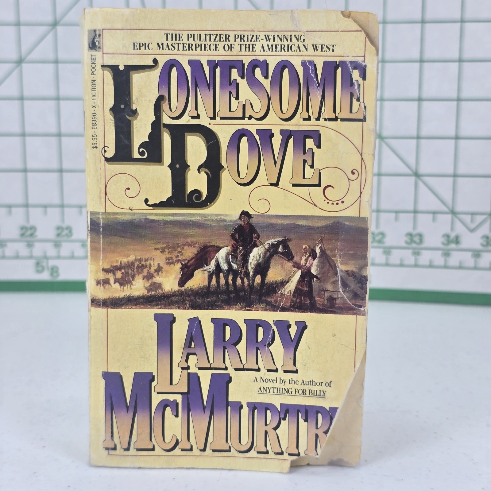 LONESOME DOVE by Larry McMurtry Paperback Book (1986, Rough Condition)
