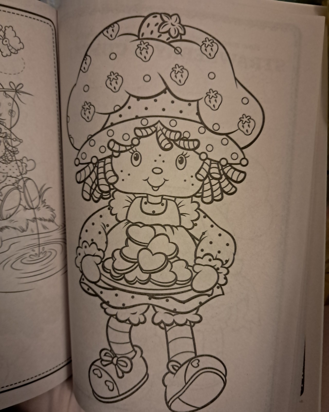 ❤️ THE WORLD Of ●STRAWBERRY SHORTCAKE● 🍓•BERRY BESTIES Coloring/Activity Book.