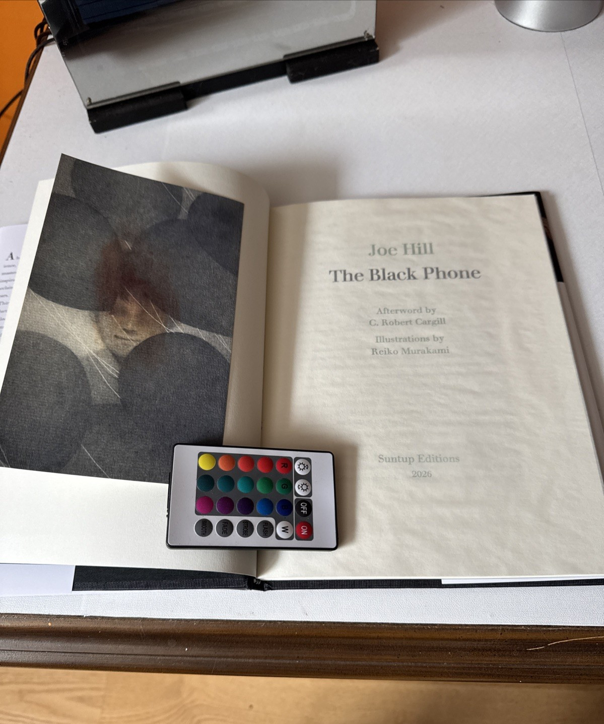 Suntup Edition The Black Phone by Joe Hill Classic Edition Signed Brand New