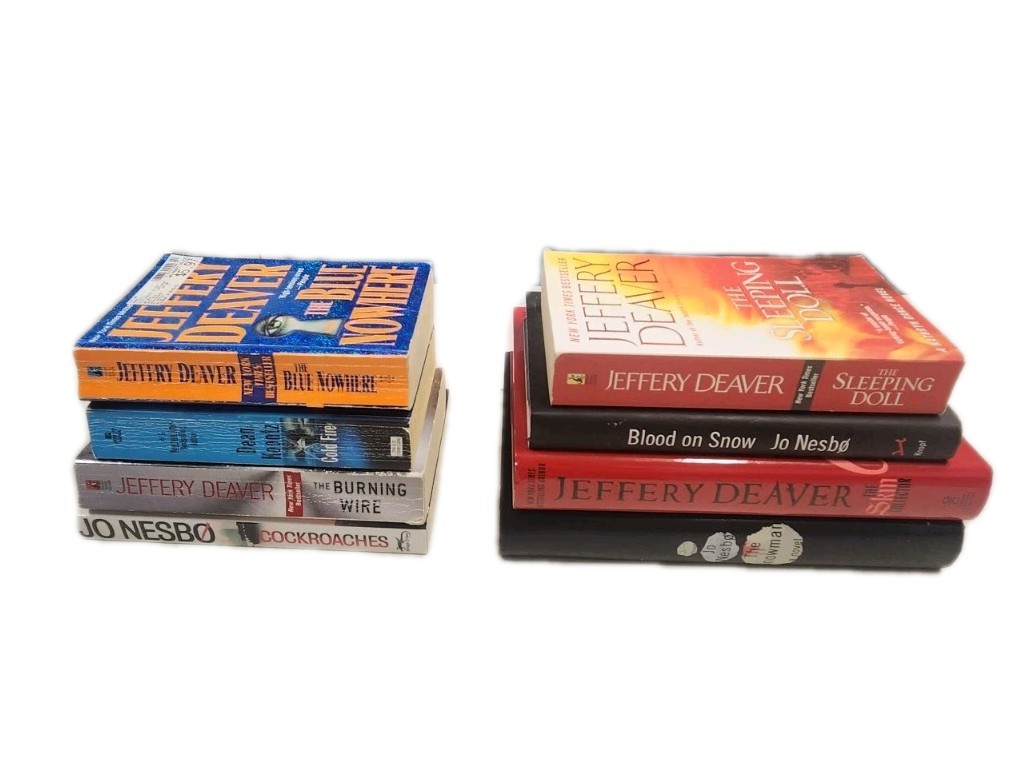 Lot of 8 Thriller/Suspense Books/3 HC/1 TP/4 MM **FREE SHIPPING **