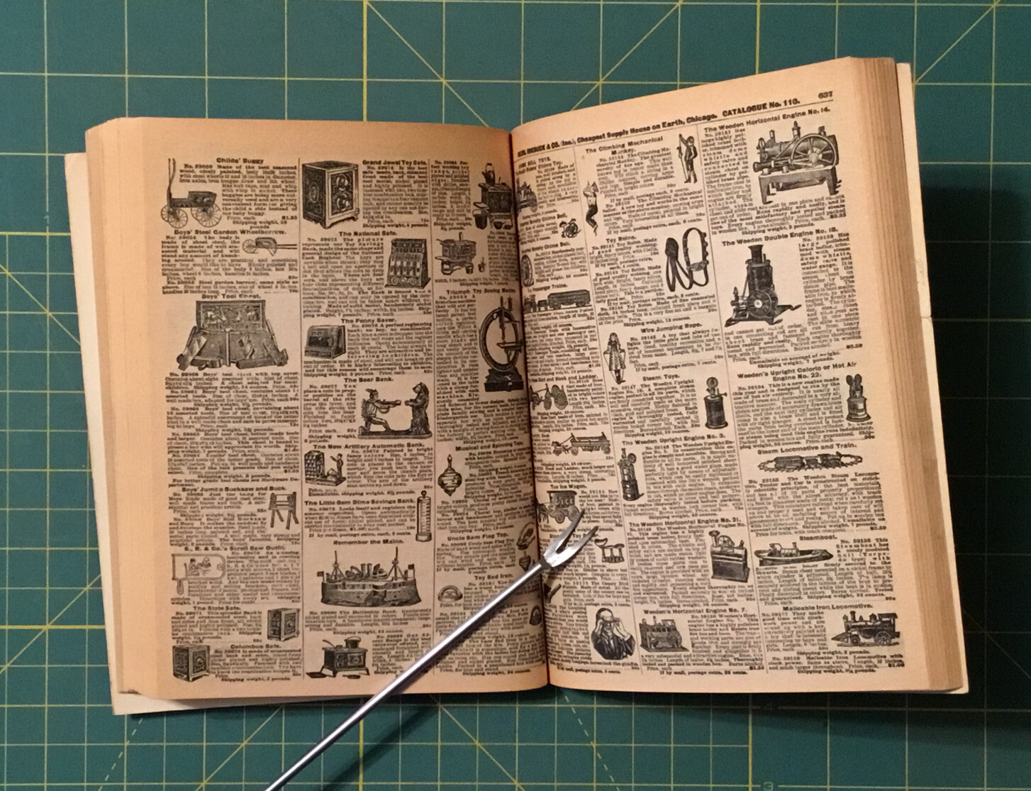 1900 FALL SEARS ROEBUCK BOOK, 1970 Copyright, Near Perfect! 1120 pages? COPY