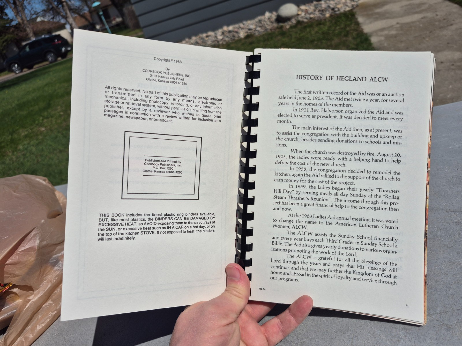 1986 Hegland Lutheran Church Hawley Minnesota Cookbook 161 Pages