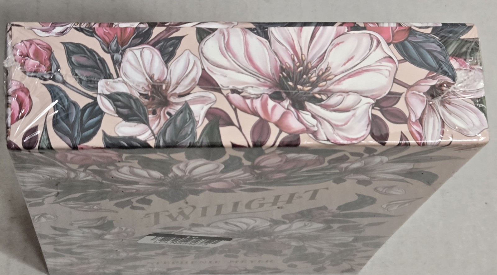 Twilight Deluxe Hardcover Stephenie Meyer Floral Collector Edition Book Sealed