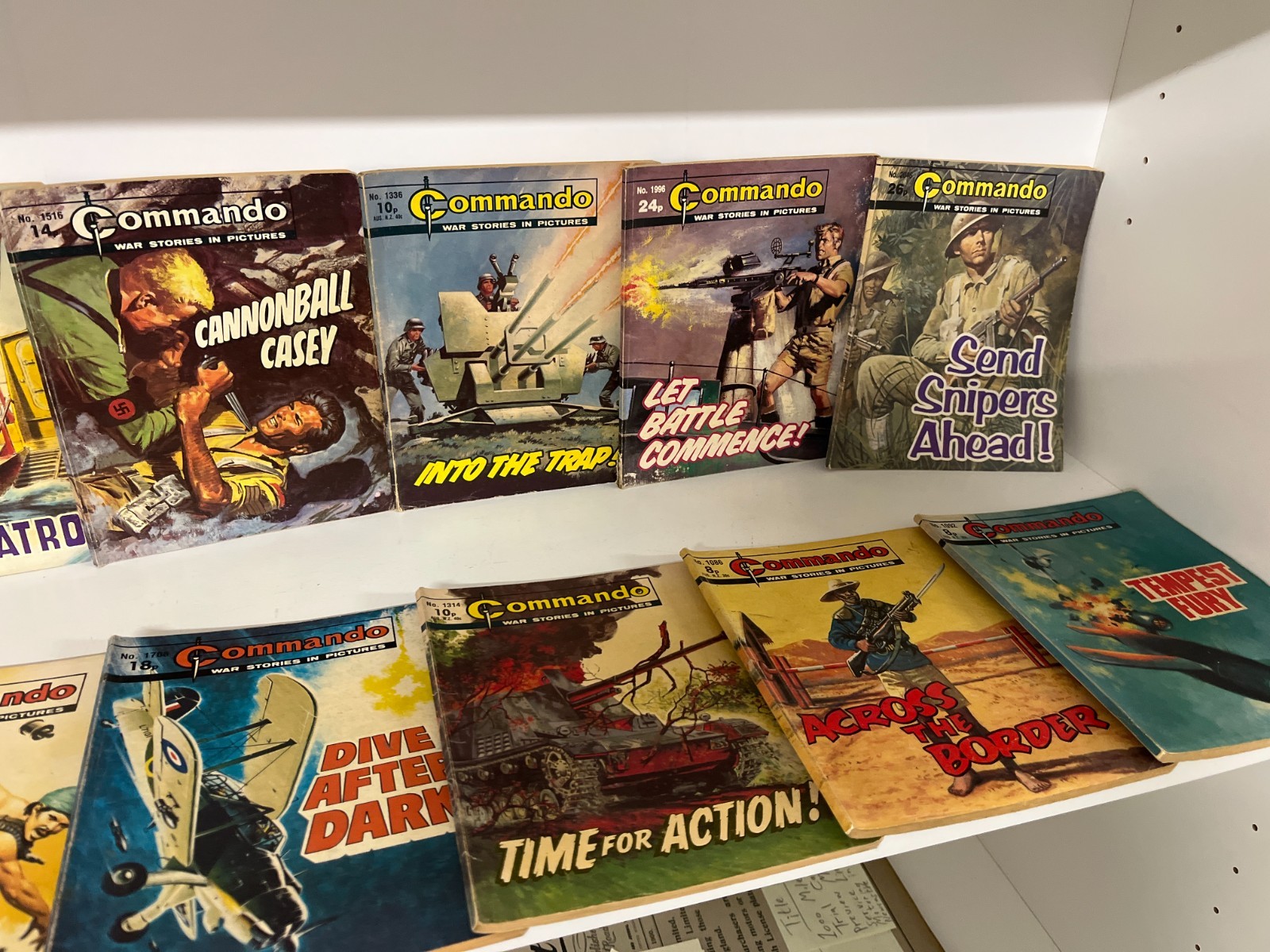 Mixed Lot 26 Commando War Comics Issues #1000-2000 Vintage UK Military Lot