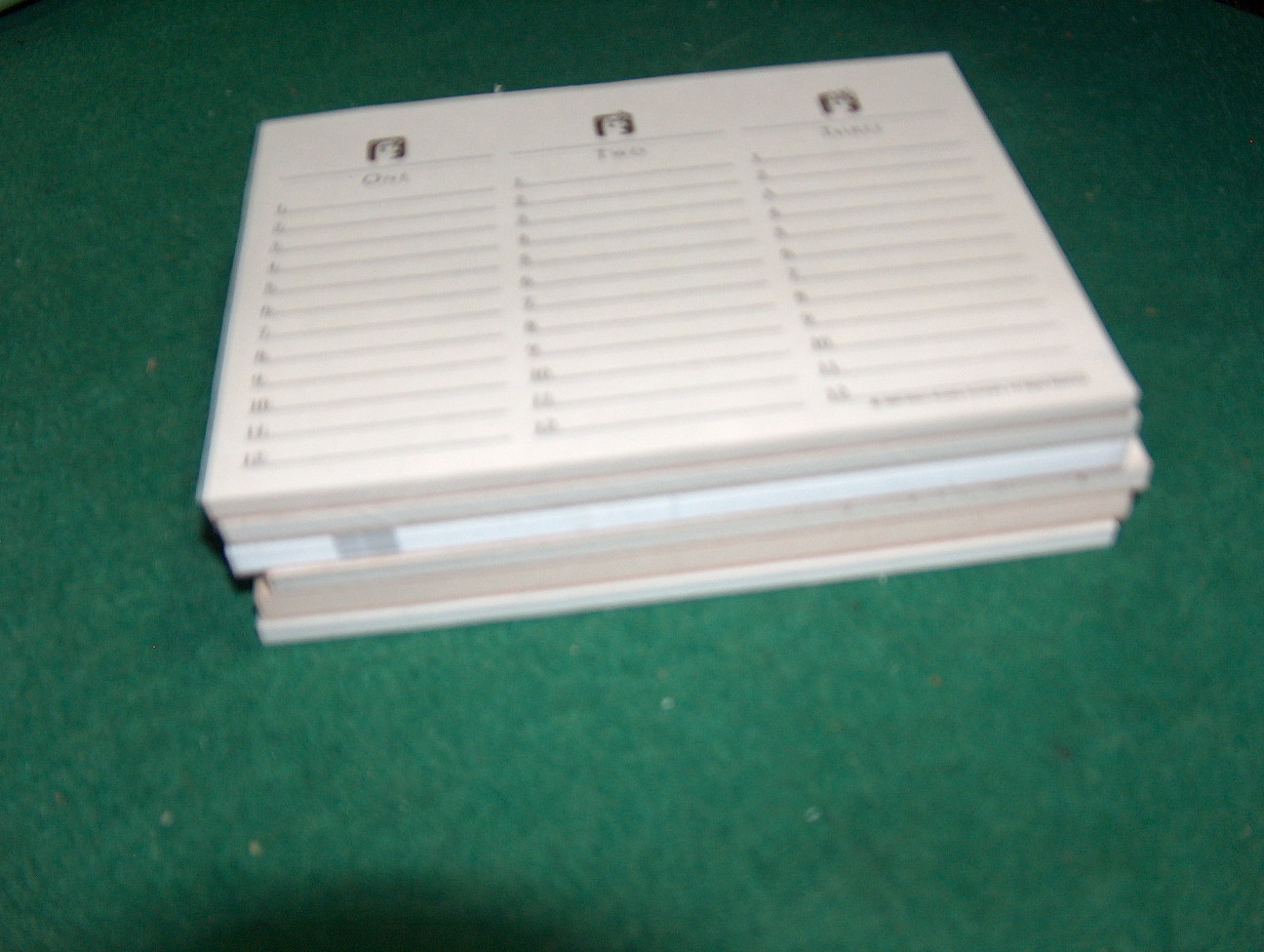 Scattergories Refill Lists / Pads 400 Sheets Scattergories Pads 1lb7oz