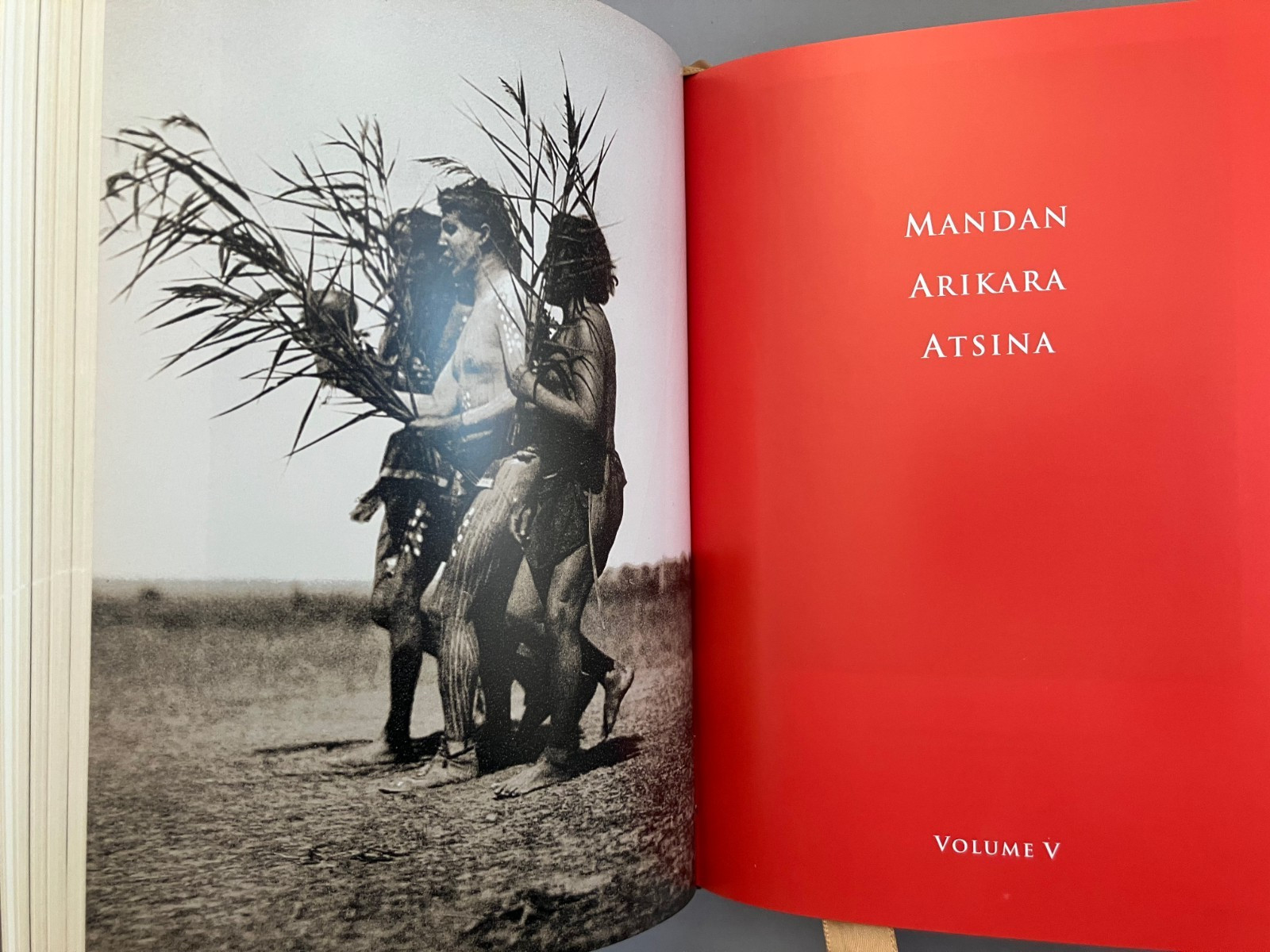 Taschen: Edward S.Curtis: The North American Indian, The Complete Portraits HC