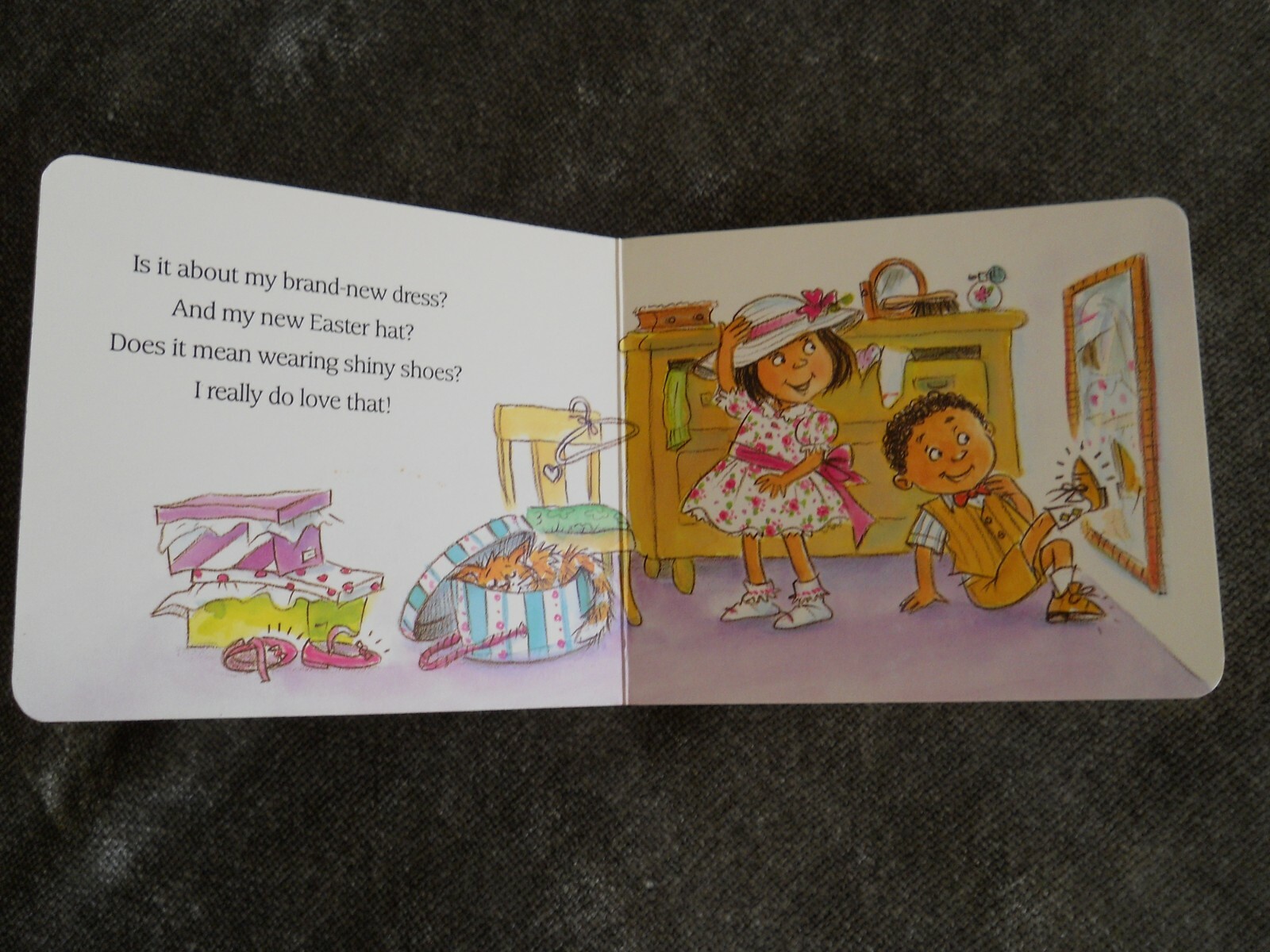 * Childs Board BOOK ~ 📗 ~ What is Easter ~ MSRP $6.95