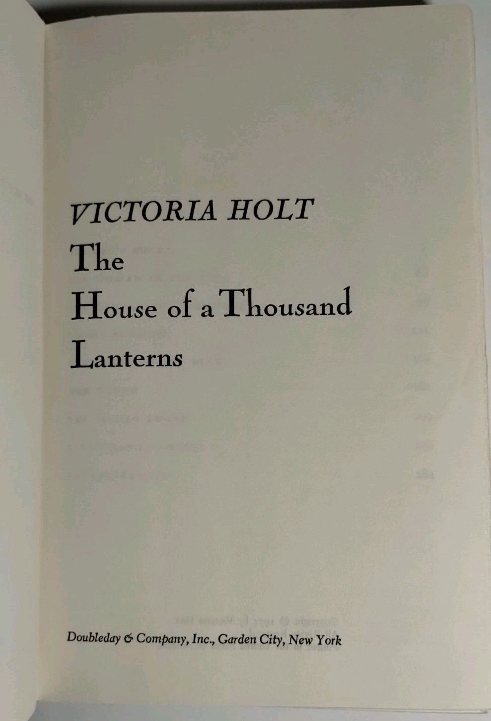 VICTORIA HOLT 3 Book Hardcover Lot Romance, Suspence; HCDJ, Bride of Pendorric..