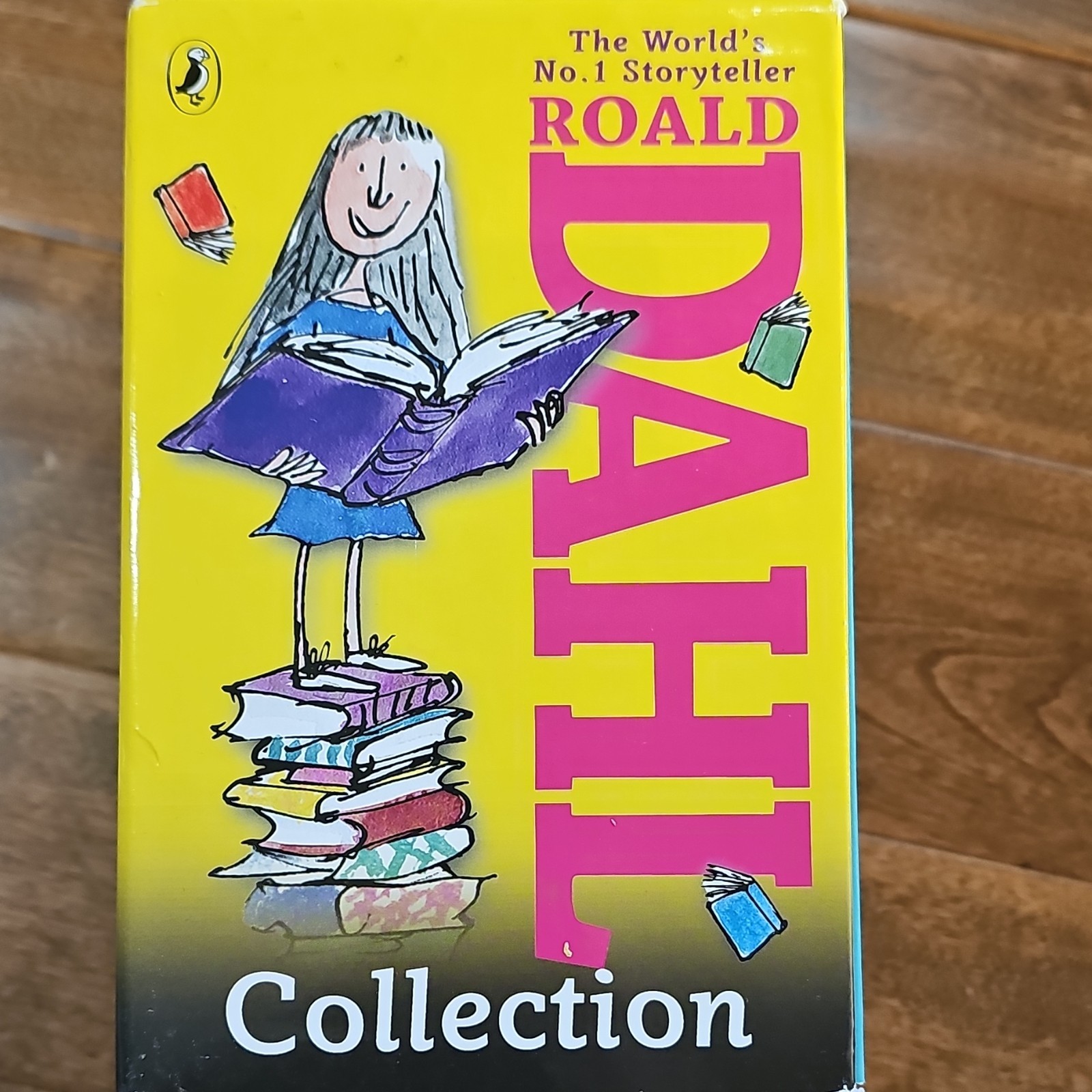 Roald Dahl Collection Box Set Paperback 15 Short Stories Illus Quentin Blake