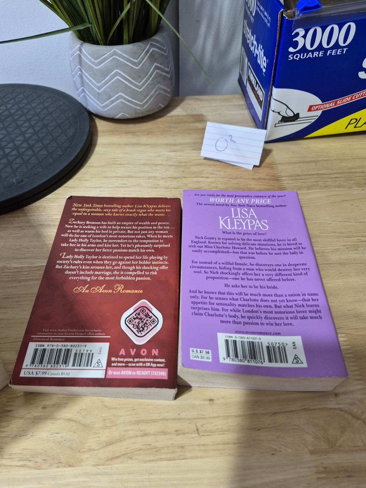 Lot of 10 Lisa Kleypas Paperback Books TITLES SEEN