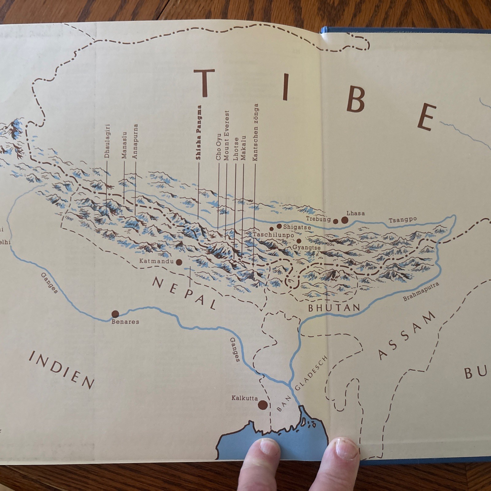 Shishapangma Tibet Mountaineering Climbing Classic Expedition Account 1st Ed.