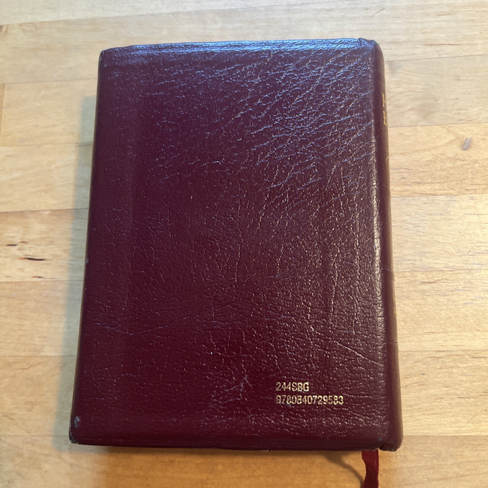 NKJV Holy Bible Nelson Publishers Bonded Leather Cover Snap 244SBG 1985 Compact