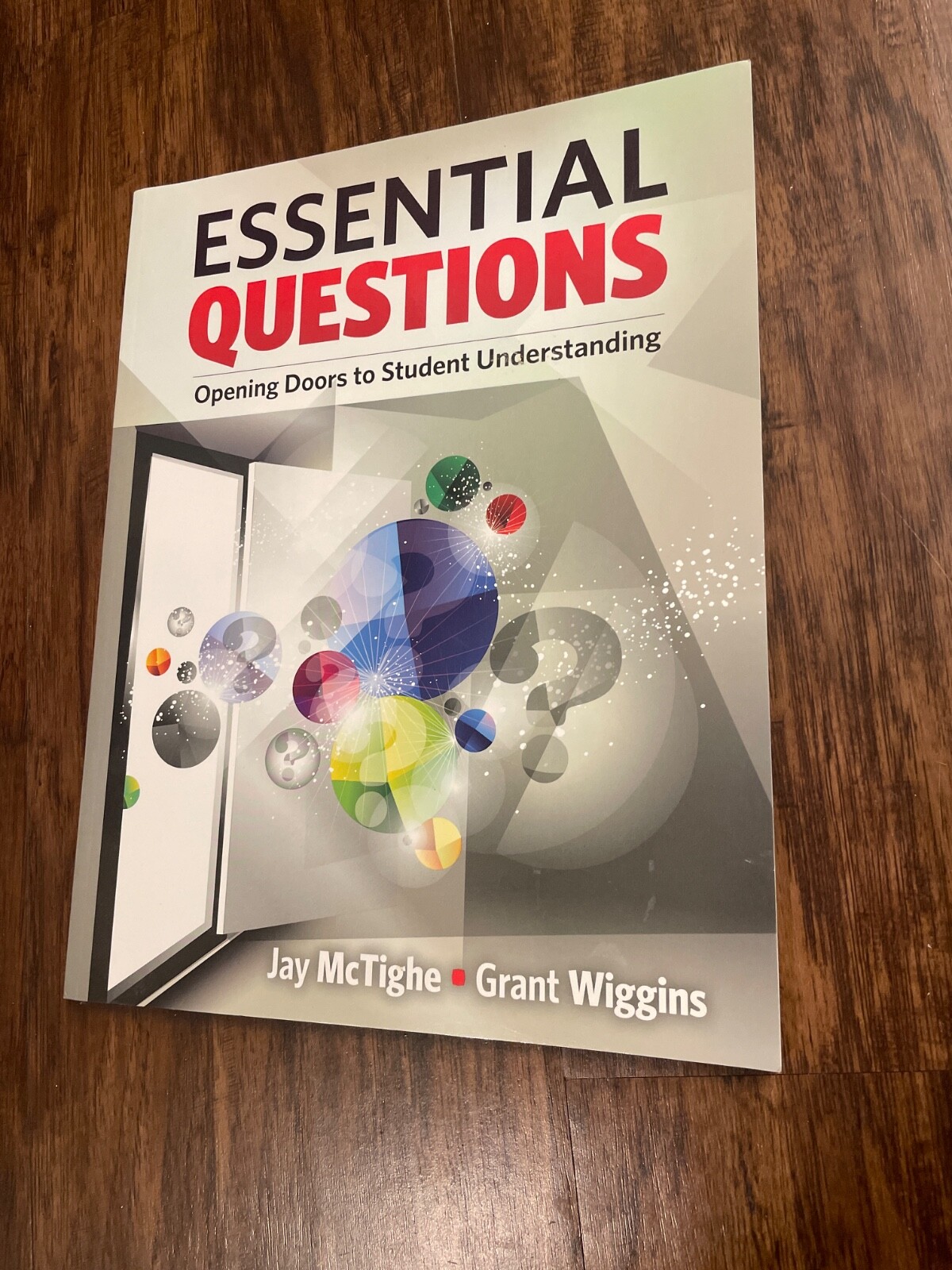Jay McTighe Grant Wiggins Essential Questions (Paperback)