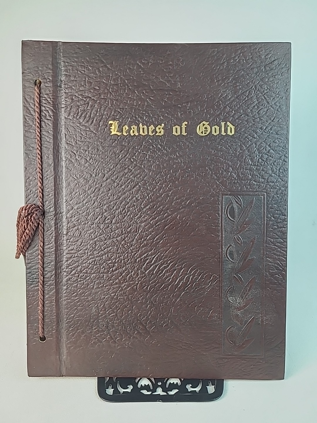 Leaves of Gold by Clyde Francis Lytle, 1963, Coslett Publishing